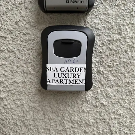 Sea Garden Luxury Free Parking Appartamento *