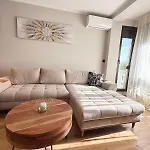 Sea Garden Luxury Free Parking Appartamento *