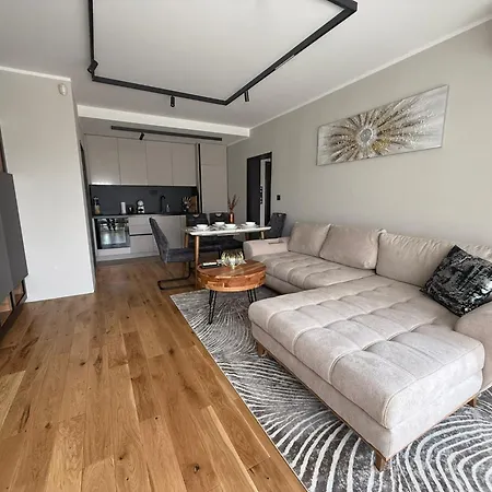 Sea Garden Luxury Free Parking Apartment *